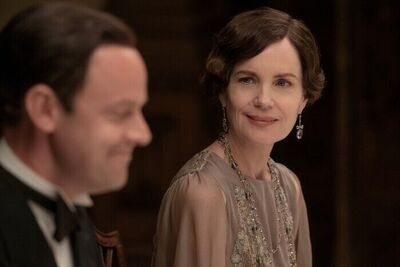 An Appropriate Time For All This to Erupt: Elizabeth McGovern on Downton Abbey: A New Era